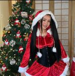 Bella Poarch Cute Christmas Pics 