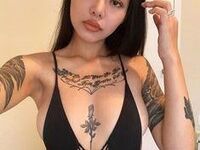 Bella Poarch Sexy Photos