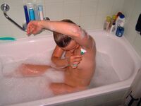 Cute amateur jenny posing naked