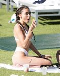 Madison Beer Sexy Camel Toe Bikini Set Leaked