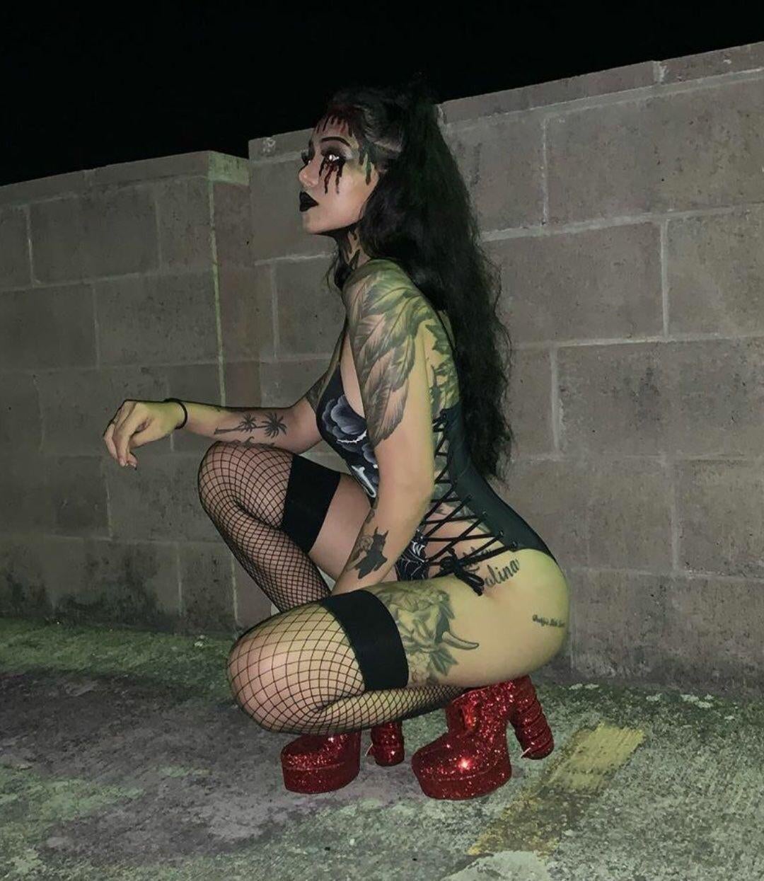 Bella Poarch Sexy Photos