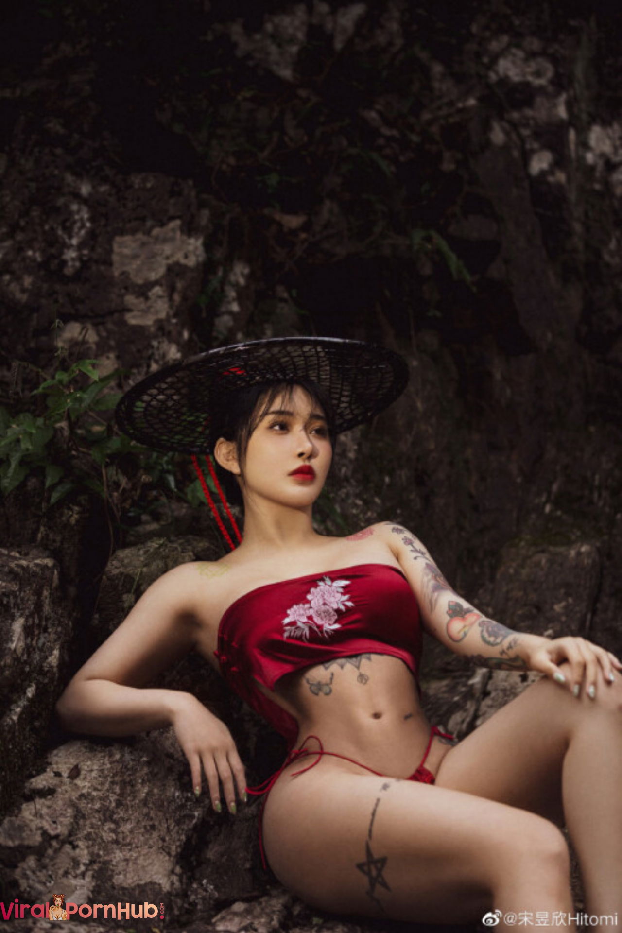 Hitomi Songyuxin Aka Syx_hitomi Nude Boobs And Big Booty Onlyfans Leaks Photos